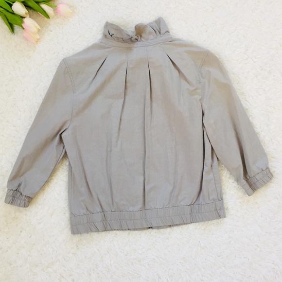 OLD NAVY Light Grey Cropped Jacket Ruffled Collar - Picture 3 of 7